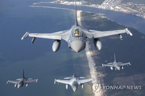 젤렌스키 "유럽 국가들에서 '강력한 규모' F-16 지원 약속받아"