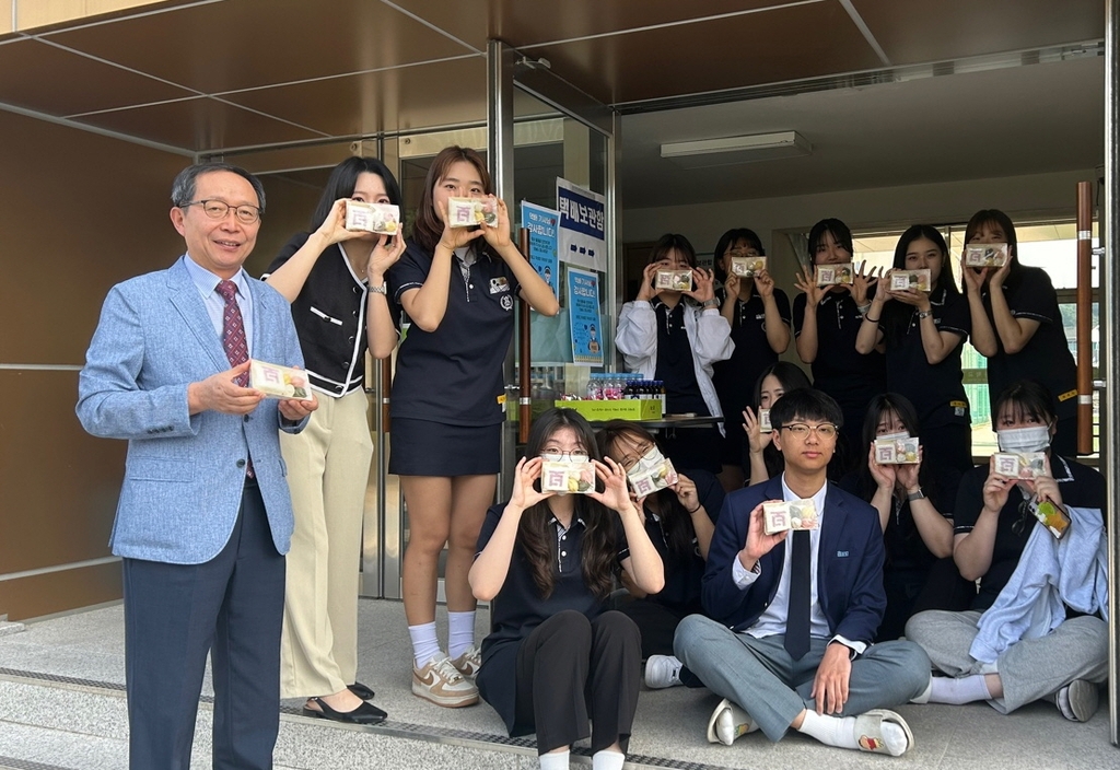 "새 학기 100일 축하해요"…충북 영동고의 특별한 '백일잔치'