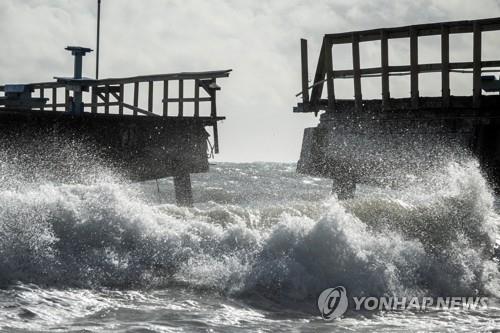 기후변화에 리스크 커진 보험업계…"재난 보험금 감당 못해"