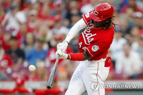 MLB '괴물 신인' 크루즈, 140ｍ 대형 투런포에 질풍 같은 3루타