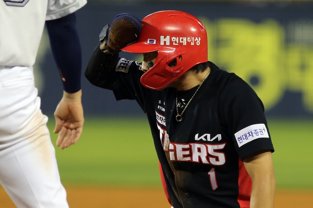 본능 대신 계산에서 나온 호수비…박찬호 "예상대로 타구 왔다"