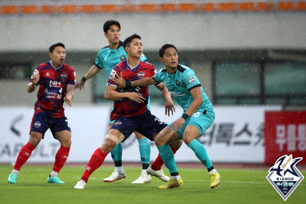 프로축구 2부 리그 김천, 조영욱 멀티 골로 약 한 달 만에 승리