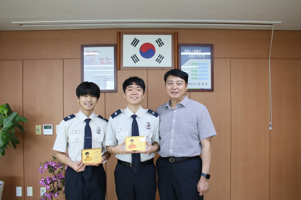 충북 의무소방대 21년만에 역사 속으로…마지막 기수 전역