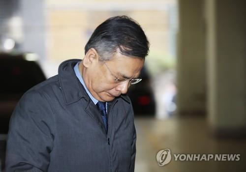 검찰 '50억 클럽' 박영수 소환 앞두고 인척 조사