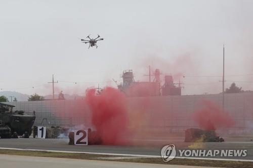 드론작전사 9월 창설…"무인기 도발시 10여대로 평양 휘저을 것"