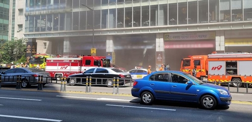 부산 해운대 한 호텔서 불…31명 연기흡입·170여명 구조