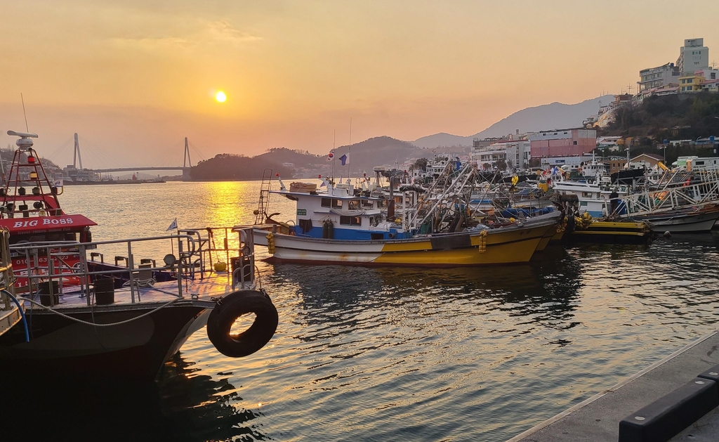 전남도, 어선·선원 재해보험료 지원 확대