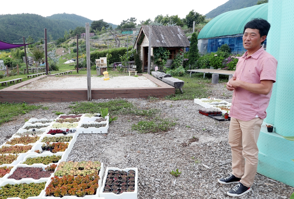 [지방에 산다]-16 "고향 땅 살릴 기회 얻었죠"…박석순 농촌체험농장 대표