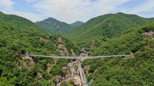 "여름 피서는 진안 운일암반일암 계곡에서 보내세요"