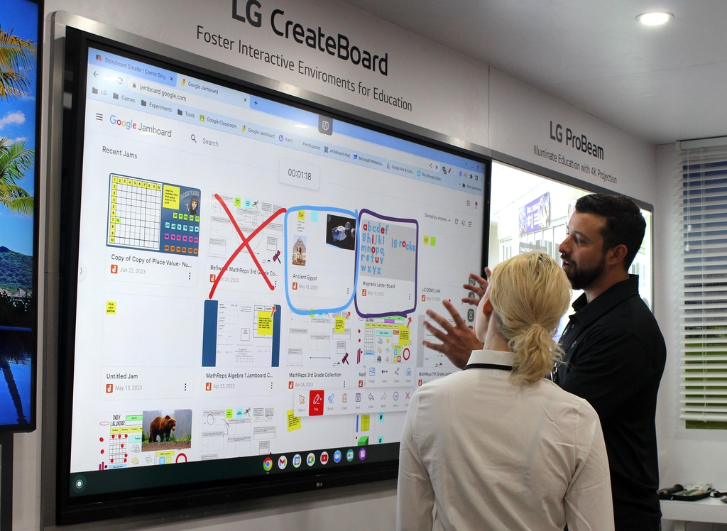 LG전자, 미국 교육기술 콘퍼런스서 전자칠판 등 선보여