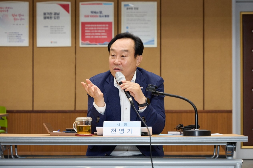 매운탕 하나에 1만8천원? 통영시장 "축제 때 바가지 절대 안 돼"