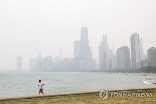 美 시카고 도심서 1년새 익사체 16구 인양…연쇄살인 공포