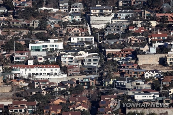 집값 하반기에도 안 오른다?…"전국 0.7% 하락 전망"