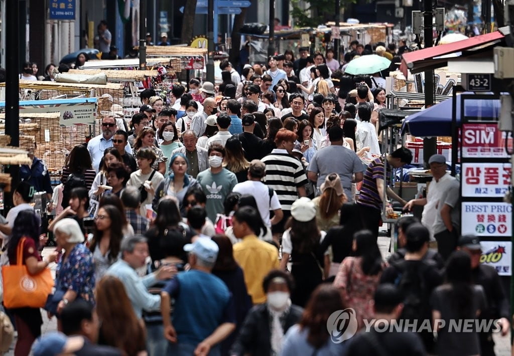 OECD, 韓 경제 성장 전망치 1.6→1.5% 또 낮췄다