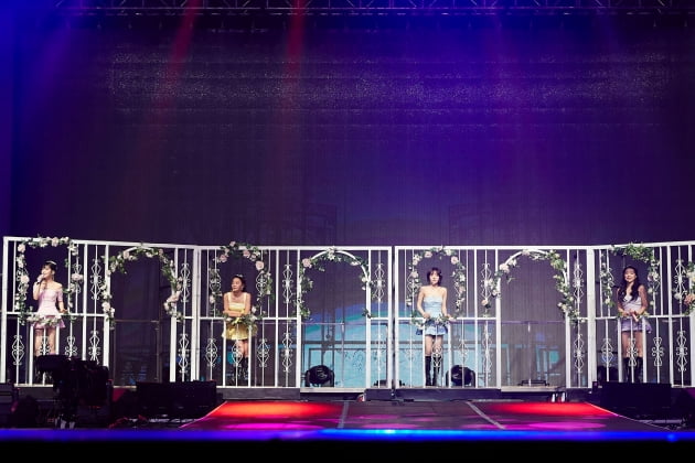 레드벨벳, 영국 런던서 첫 유럽 투어 화려한 피날레…"모든 공연 행복한 순간"