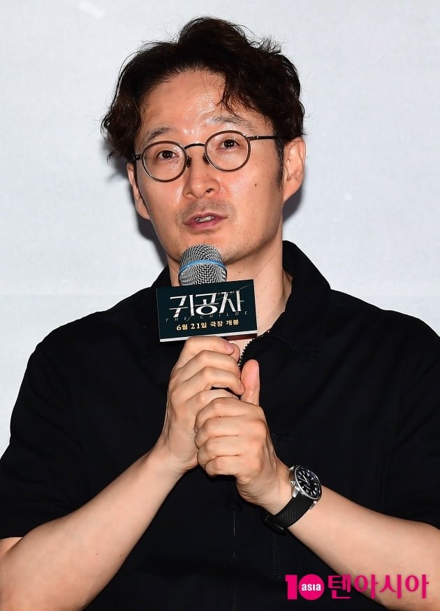 김선호, 사생활 이슈 지우고 광기의 피칠갑 '귀공자'로 스크린 핫데뷔 [종합]