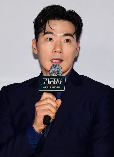 [TEN포토] 김강우 '광기의 악역'