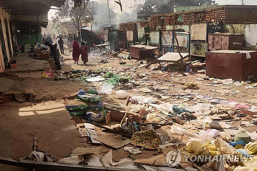 무력분쟁 수단 군벌, 72시간 동안 휴전…"초기 몇시간은 일단 평온"