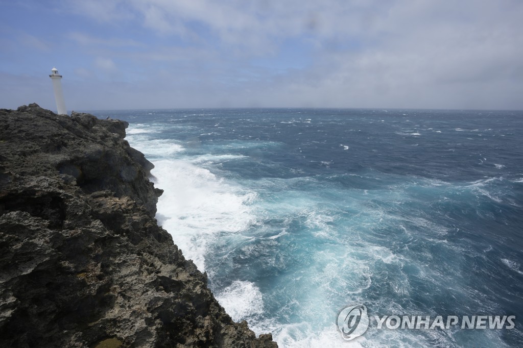 일본 오키나와서 스쿠버다이빙 도중 실종됐던 7명 전원 구조(종합)