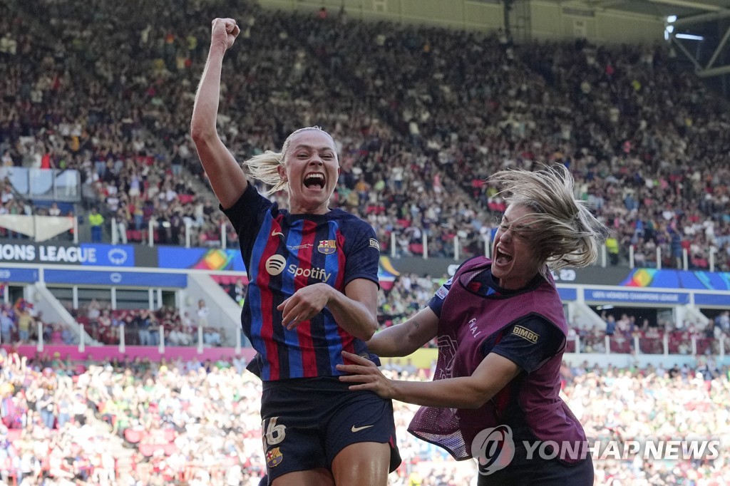 '유럽 최강' FC바르셀로나 여자축구팀, 챔피언스리그 우승