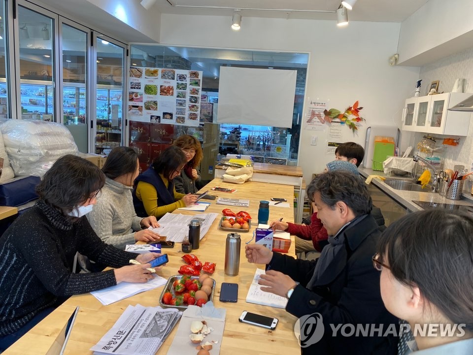 [삶] "흉악범 조두순 죽으면 공영장례 치러주는게 맞을까요"