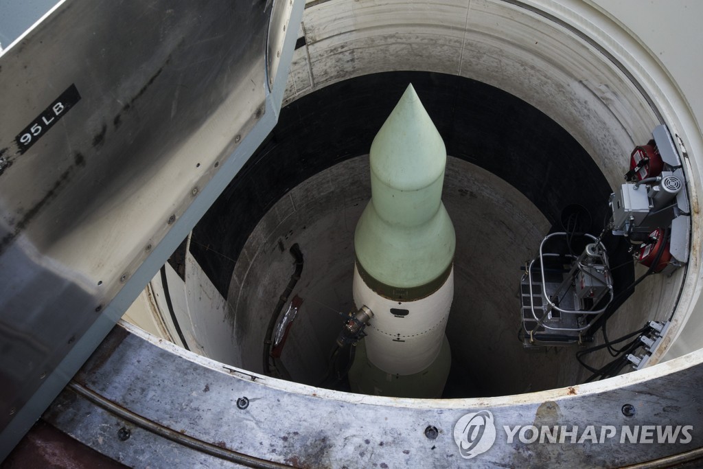 美, 핵군축협정 이행 중단한 러에 핵사찰·정보제공 중단 맞대응