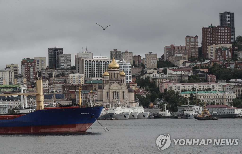 "블라디보스토크 北영사관 가족 2명 실종…韓망명 시도 가능성"(종합)