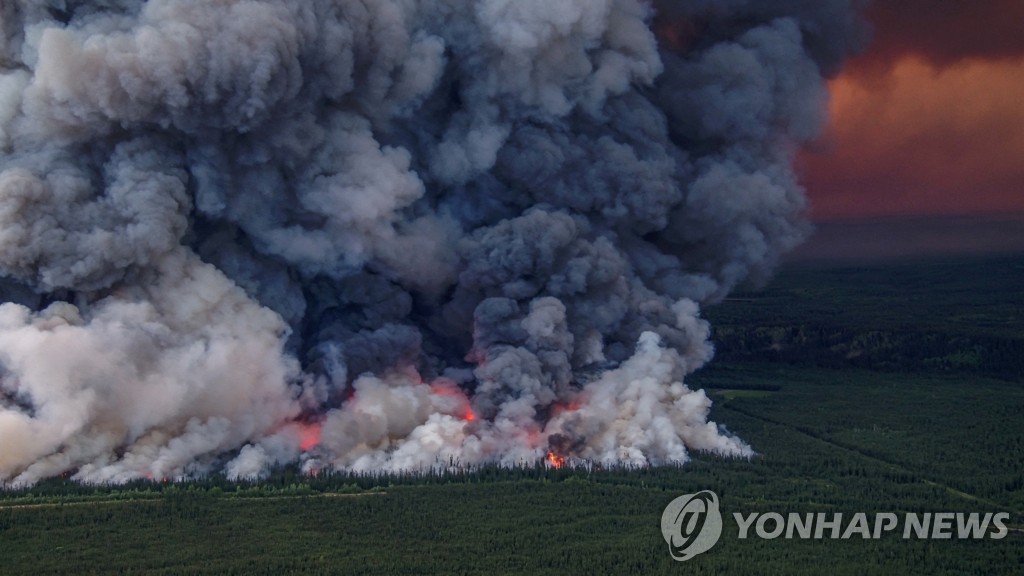 뉴욕 공기가 뉴델리 수준…미국까지 뒤덮은 캐나다 산불 연기(종합)