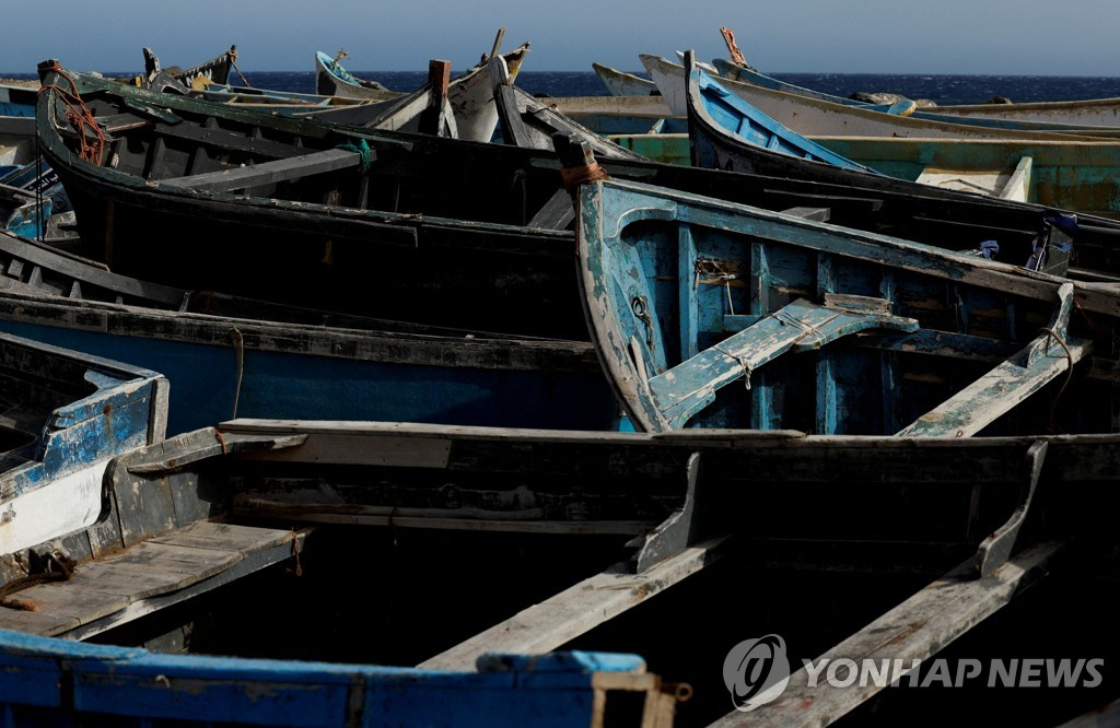 스페인 카나리아제도 향하던 이주민보트 침몰…"30명 이상 실종"