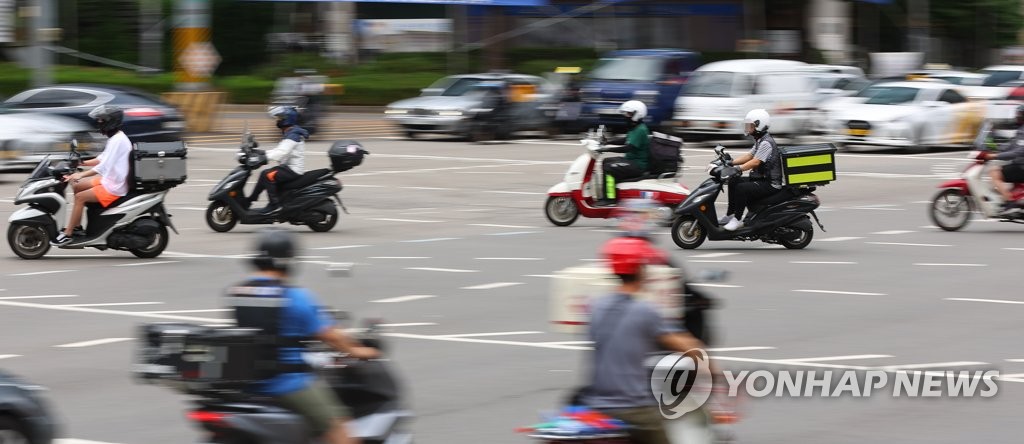 이륜차사고 감소세 속 배달앱 증가 저녁 집중…사망자 수는 늘어