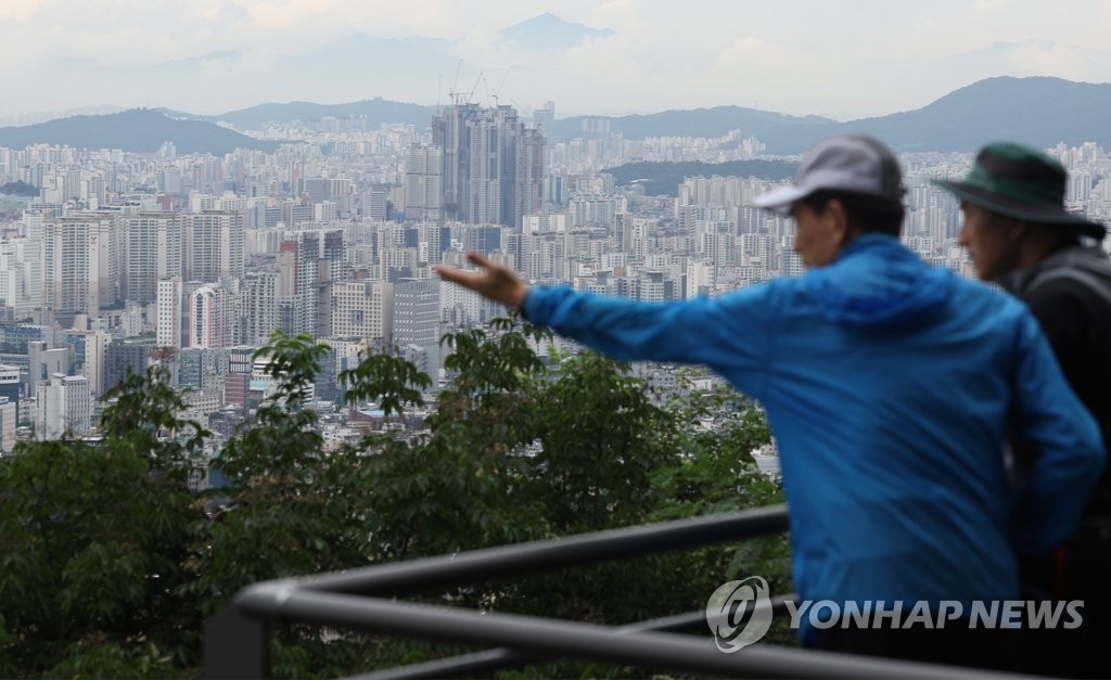 북한산 15층, 여의도 43층까지…서울시 고도제한 낮춰(종합)