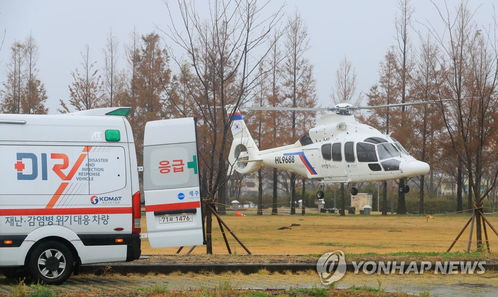 "응급실 뺑뺑이 막자"…수가·의료진 보수 인상 검토