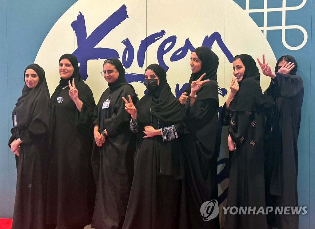 한국 영화·K팝에 빠진 아랍 국가들…UAE·오만서 한류 행사