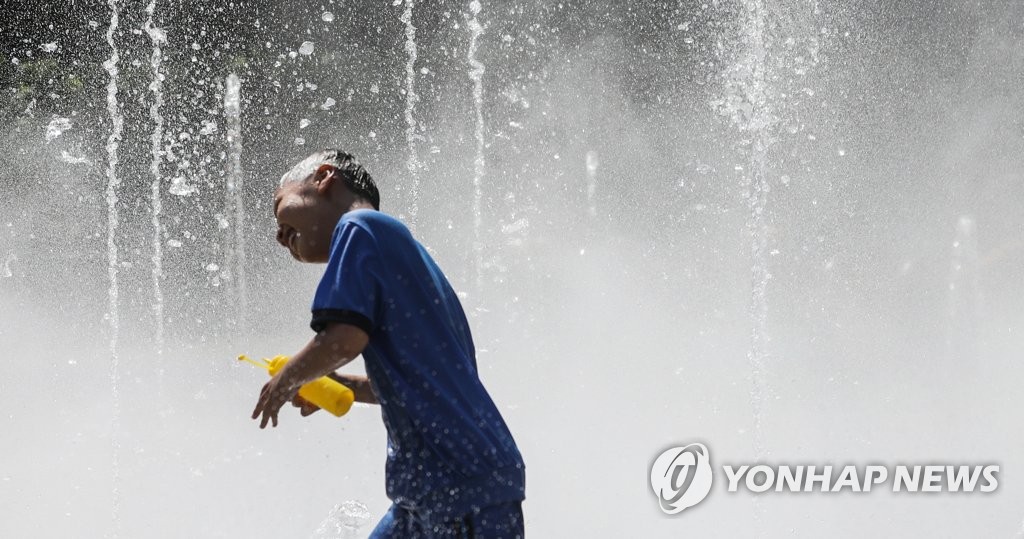 [날씨] 한풀 꺾이는 더위…낮 최고 30도 아래로