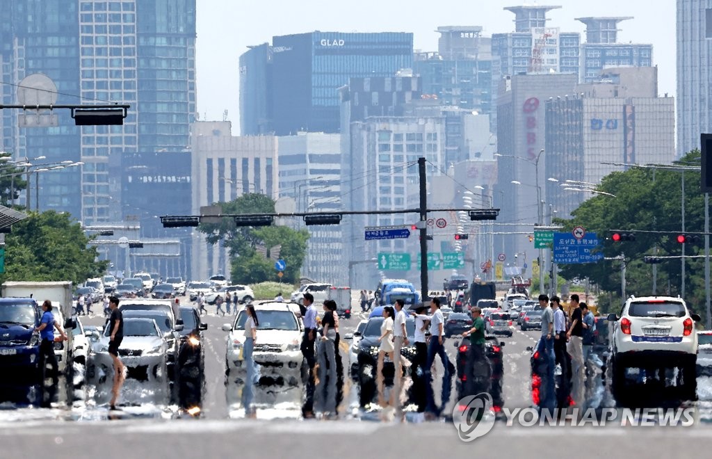 [날씨] 장마 앞 무더위…경기·강원 일부 폭염특보