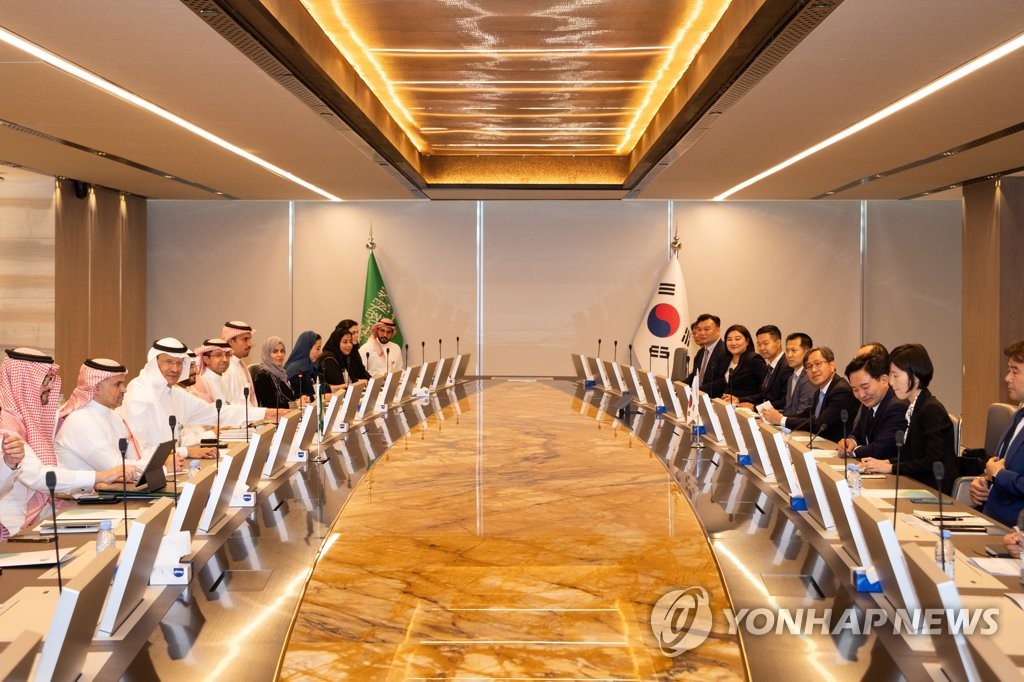 신산업에 꽂힌 사우디…한국에 '수소에너지·AI 협력' 제안