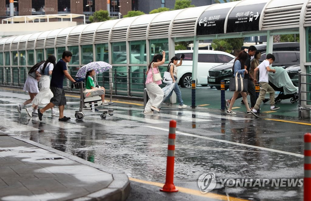 제주 내일부터 다시 강한 장맛비…많은 곳 250㎜ 이상