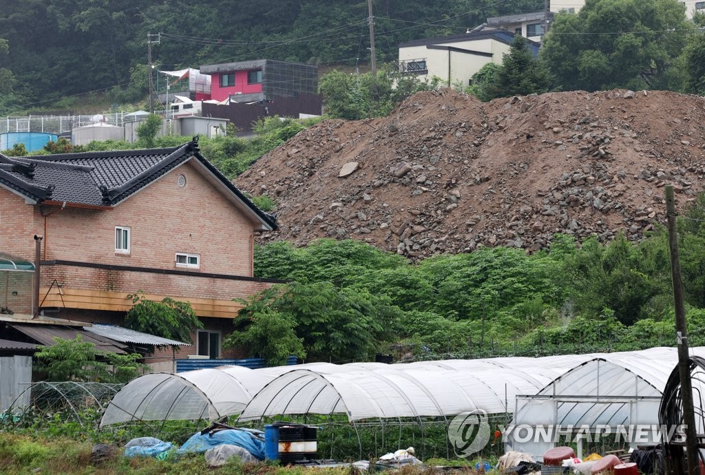 제주 한라산 최고 226㎜…본격 장마 시작에 전국 초긴장