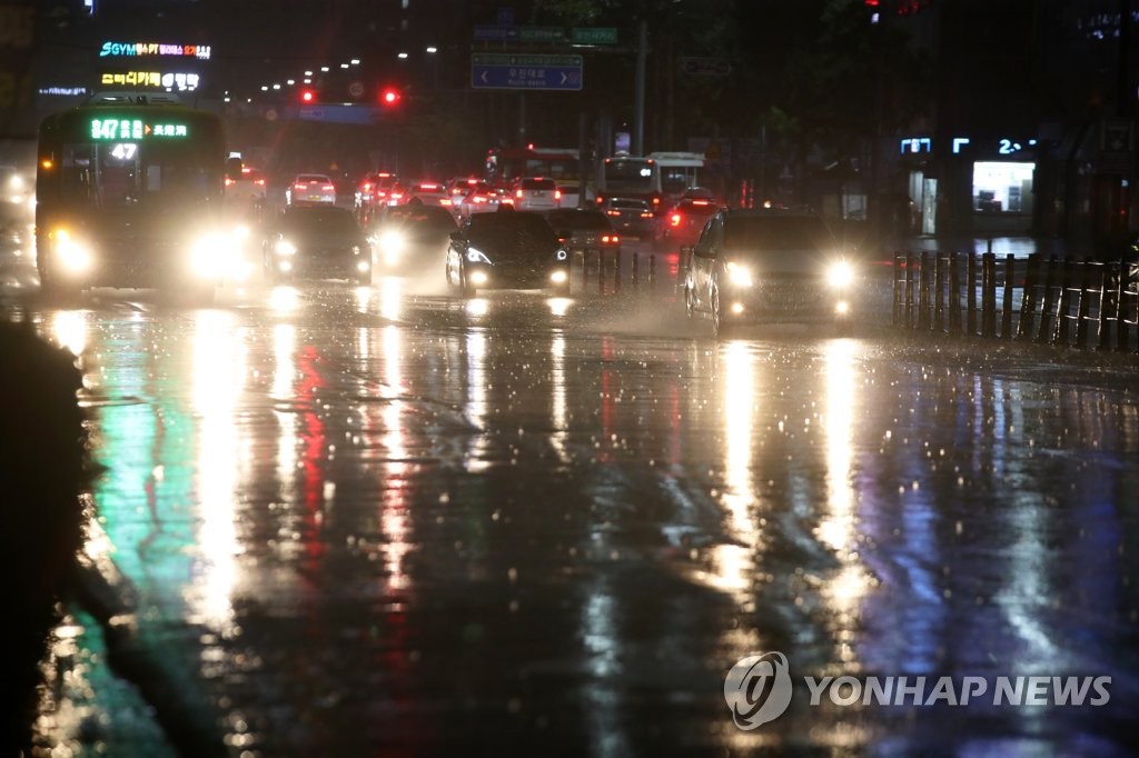 광주·전남 밤사이 최고 93.5㎜ 호우…비 피해 크지 않아(종합)