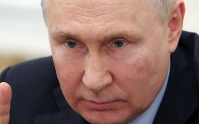 피신설 의식했나…"푸틴, 크렘린궁에서 정상 업무" 강조한 대변인