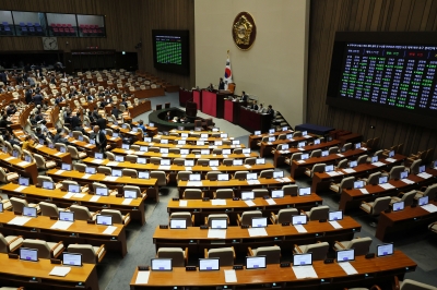 국힘, '오염수 결의안' 野강행에 반발…"청문회 개최 합의 파기"