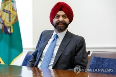 세계은행, 올해 세계성장률 2.1%로 소폭 상향…"내년까지 약세"(종합)