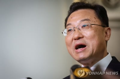 주미 중국대사 "미중관계 갈림길…대만문제 관리 급선무"