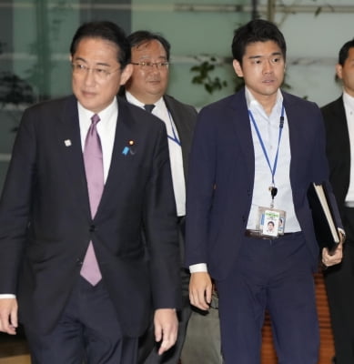 [특파원 시선] 기시다 총리 장남 경질로 드러난 일본 세습정치 후진성