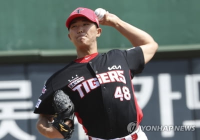 '몸 던진 송구' KIA 투수 이의리 "꼭 잡고 싶은 마음에"