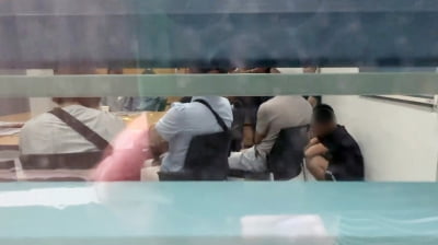 도박 혐의 외국인 10명 경찰 지구대서 집단 도주(종합)