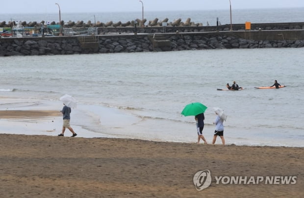 올여름 장마 시작…중부·호남·경남 26일 출근길 폭우 대비