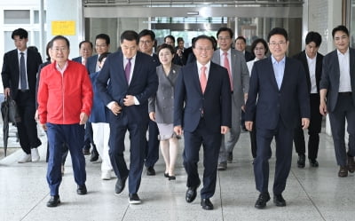 홍준표 대구시장, 공항 달빛철도 등 대구굴기 핵심사업 건의