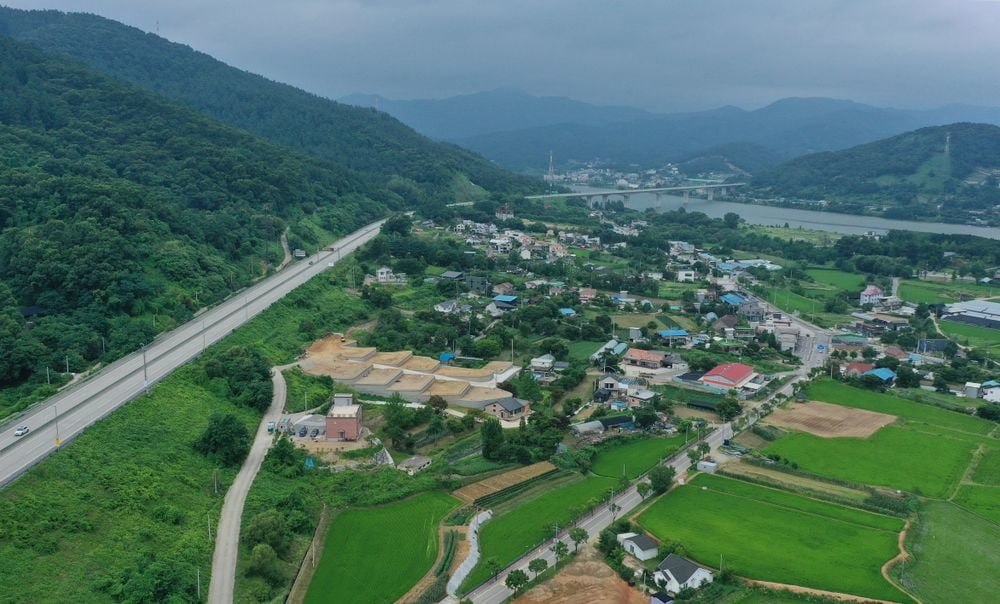 정부가 서울-양평 고속도로 종점지 변경을 추진한 경기 양평군 강상면 일대. 연합뉴스