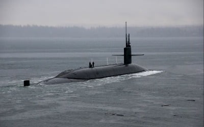 미 해군 전략핵잠수함 '켄터키', 42년 만에 부산 기항